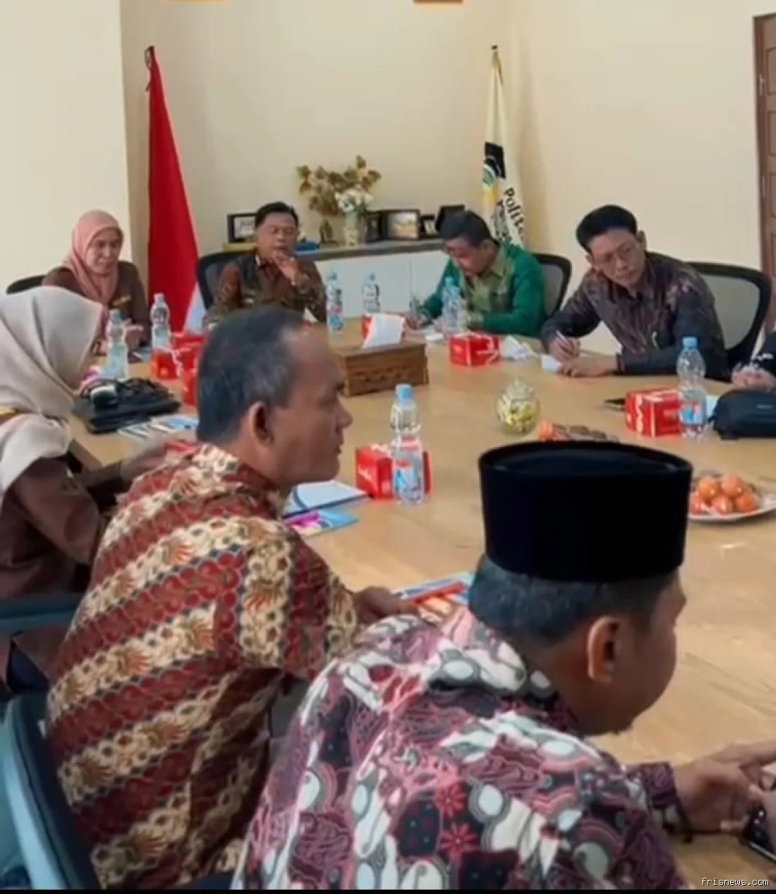 Lulusan  SLTA/SMK Kepulauan Meranti,  Ayo...  kuliah gratis di POLTEKNAS Pekanbaru  