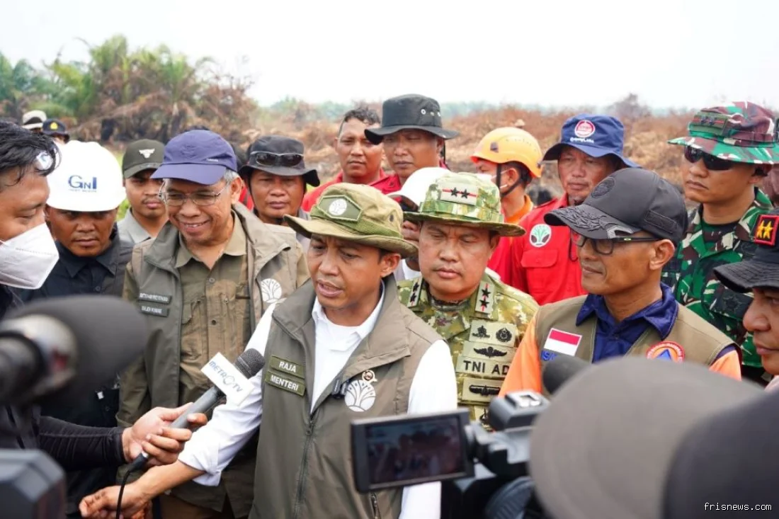 Pemerintah tambah helikopter water bombing  padamkan api akibat karhutla di Riau