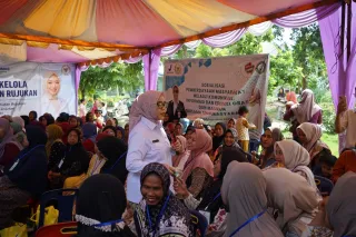 Anggota DPR RI Maharani edukasi warga Bangko Lestari tentang pangan aman dan bebas stunting