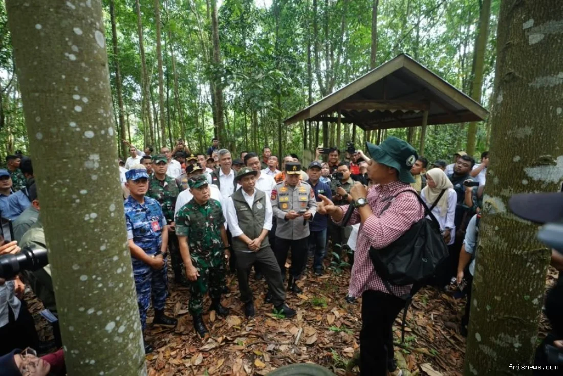 Pemerintah Dorong Tanjung Leban Bengkalis Jadi Laboratorium Hidup Pusat Pembelajaran Restorasi Gambut